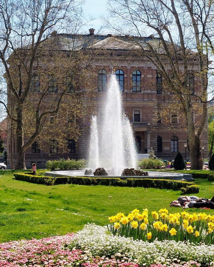 Sedaki Apartments Zagreb Bagian luar foto